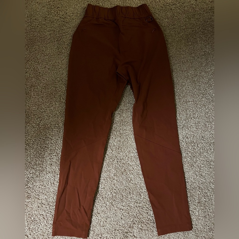 Alder hiking pants. Never worn. Looks like new. Size xs